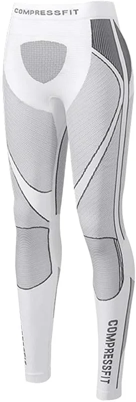 Ensemble de sous-vêtements Thermiques pour Homme idéal pour Le Ski Le Cyclisme et Toutes Les activités de Plein air offrant Une respirabilité exceptionnelle et Une évacuation Efficace de l'humidité — Vetements ski